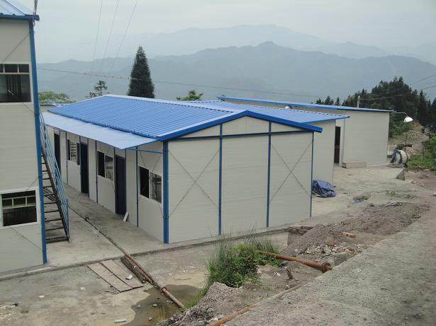 單層坡頂型活動板房